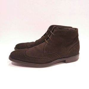 Tod's Men's Brown Suede boot Made in Italy brown suede chukka size 9.5 tods size